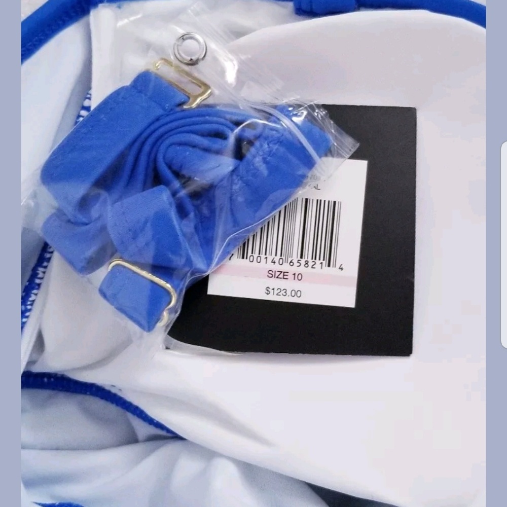 Ellen Tracy Scallop Bandeau One Piece Swimsuit 10 - Picture 4 of 6